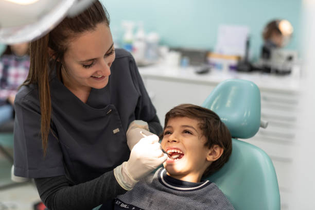 Best Cracked Tooth Emergency Dentist  in Perry, IA