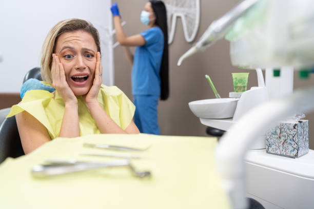 Best Cracked Tooth Emergency Dentist  in Perry, IA